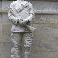 Statue of a WWI Italian soldier